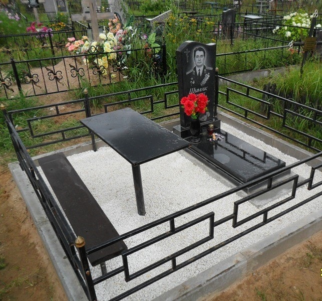 Установка оград на могилу на кладбище - цены в Брянске
